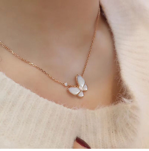 Van Cleef Arpels 반클리프 아펠 love 리본 목걸이 레플리카 3번 이미지 - 악세사리 | 세미샵 레플리카 사이트